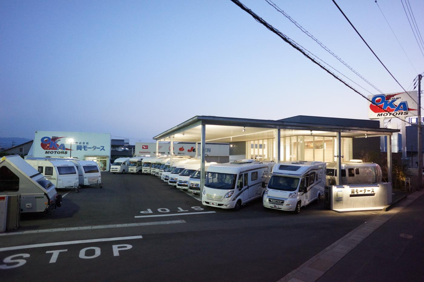 MEGA　CAR　DEALER　岡モータース