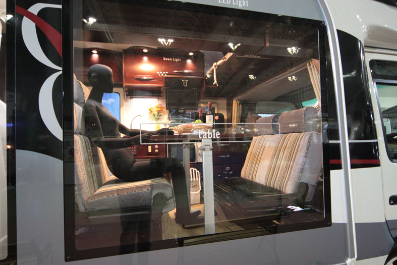 ボーダーバンクス（スケルトンモデル）