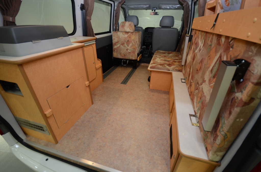 シュピーレン１人掛けバタフライシート仕様