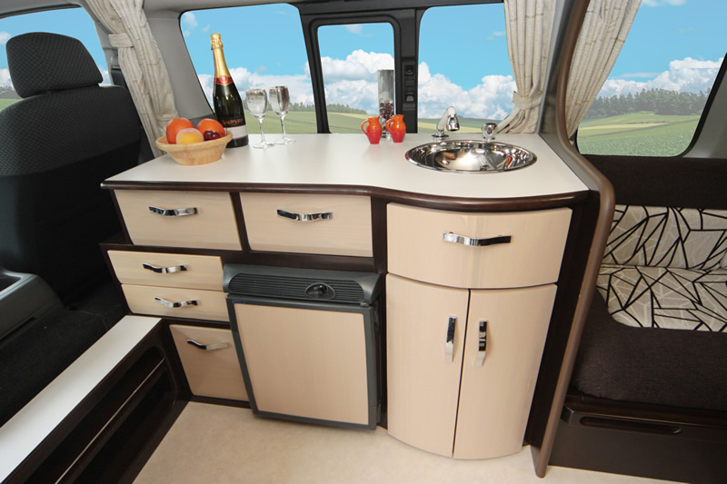 キャラバンサルーン