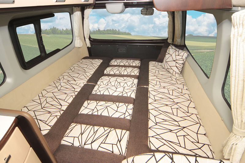 キャラバンサルーン