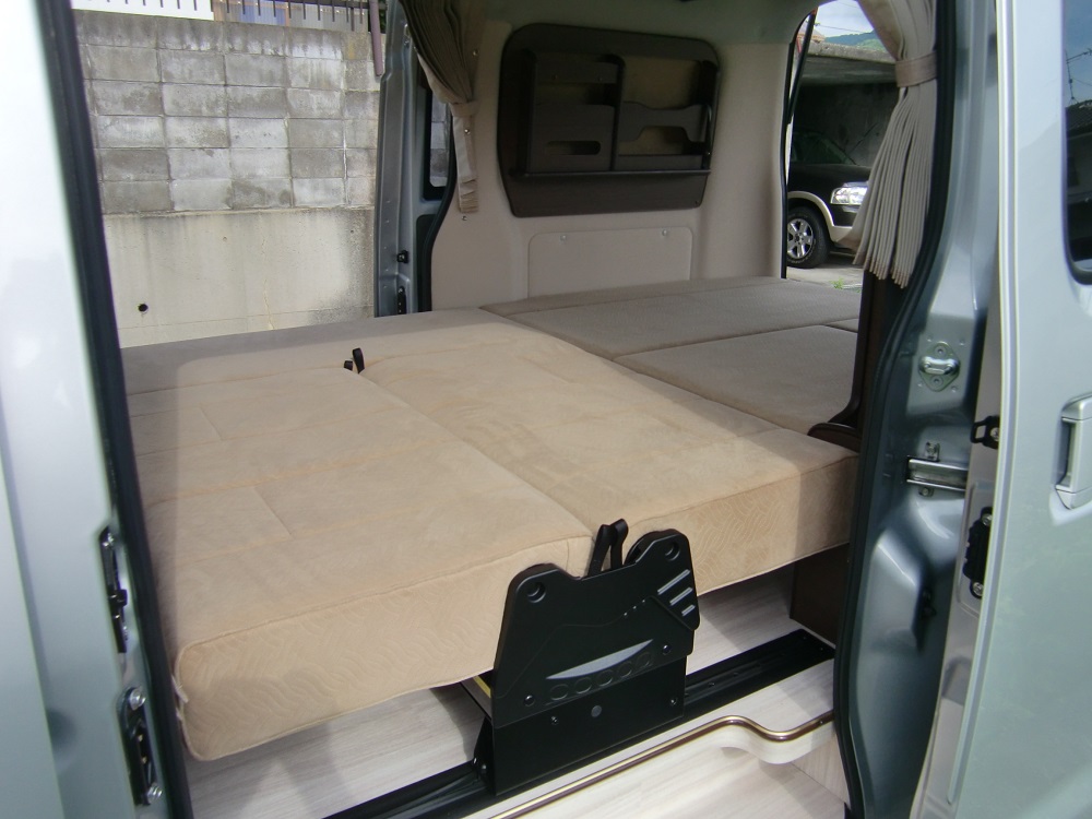 シュピーレン２人掛けバタフライシート仕様