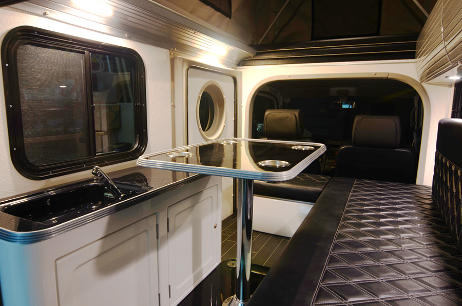 CAMPMASTER キャンプマスター