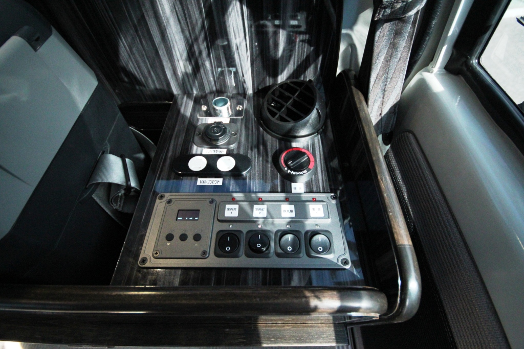 FIELD STUD（フィールドスタッド）